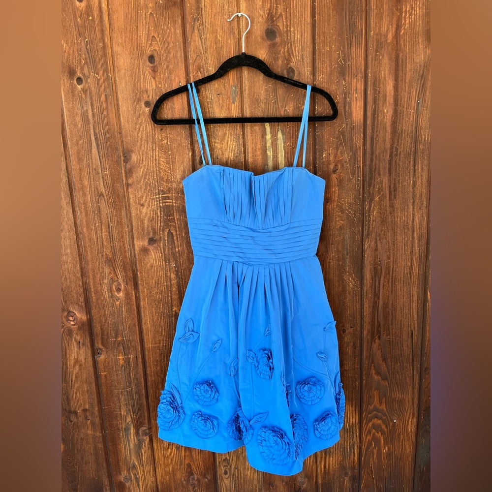 BCBG Maxazria rosette strapless dress in blue size S